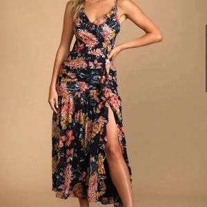Lulus: Stunning Soiree Navy Blue Floral Print Ruched Midi Dress